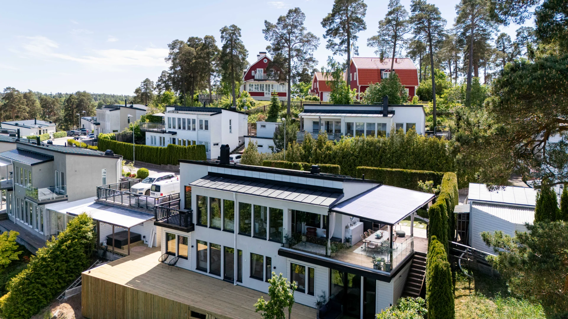 Newly Renovated Villa with Spa and Sea Views – Sollentuna, Stockholm