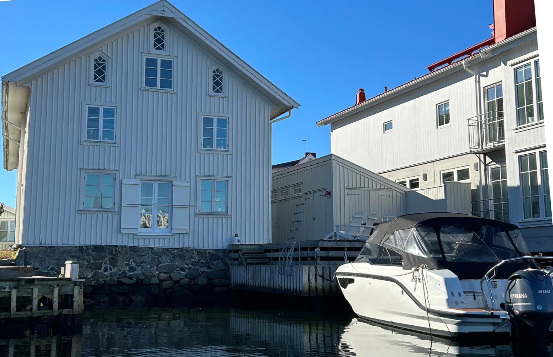 Historic house right by the sea in beautiful Klädesholmen – Klädesholmen